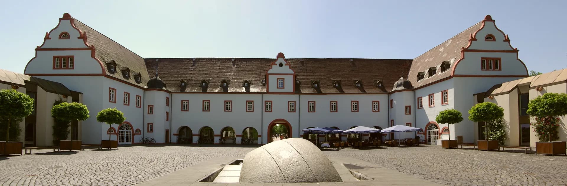 Schloss Schönborn in Heusenstamm