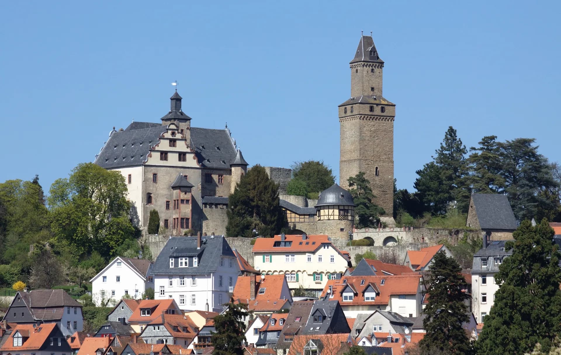 Burg Kronberg im Taunus