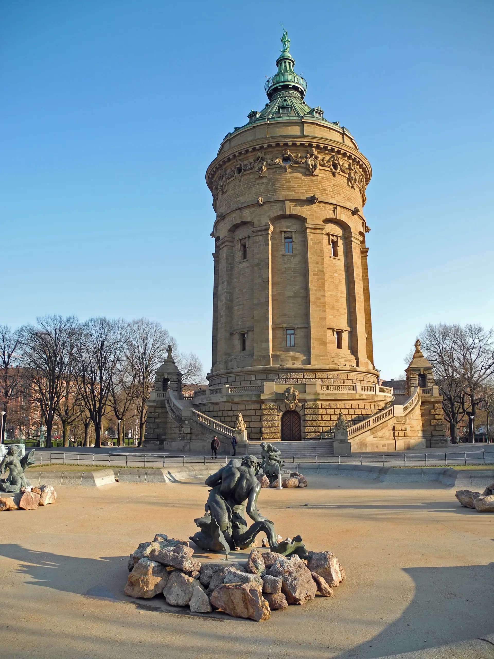 Mannheimer Wasserturm am Friedrichsplatz